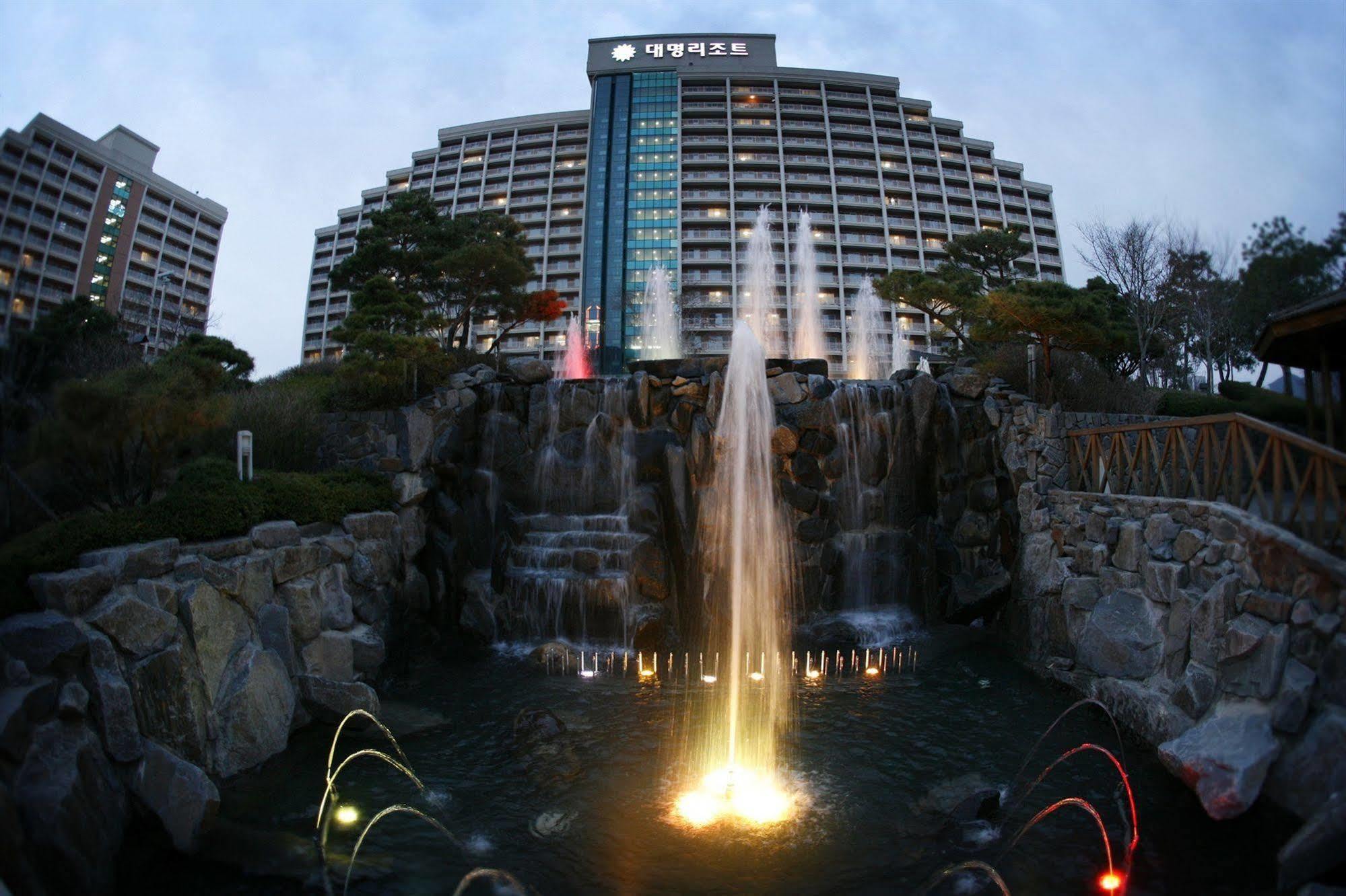 Hotel Sono Moon Danyang Esterno foto