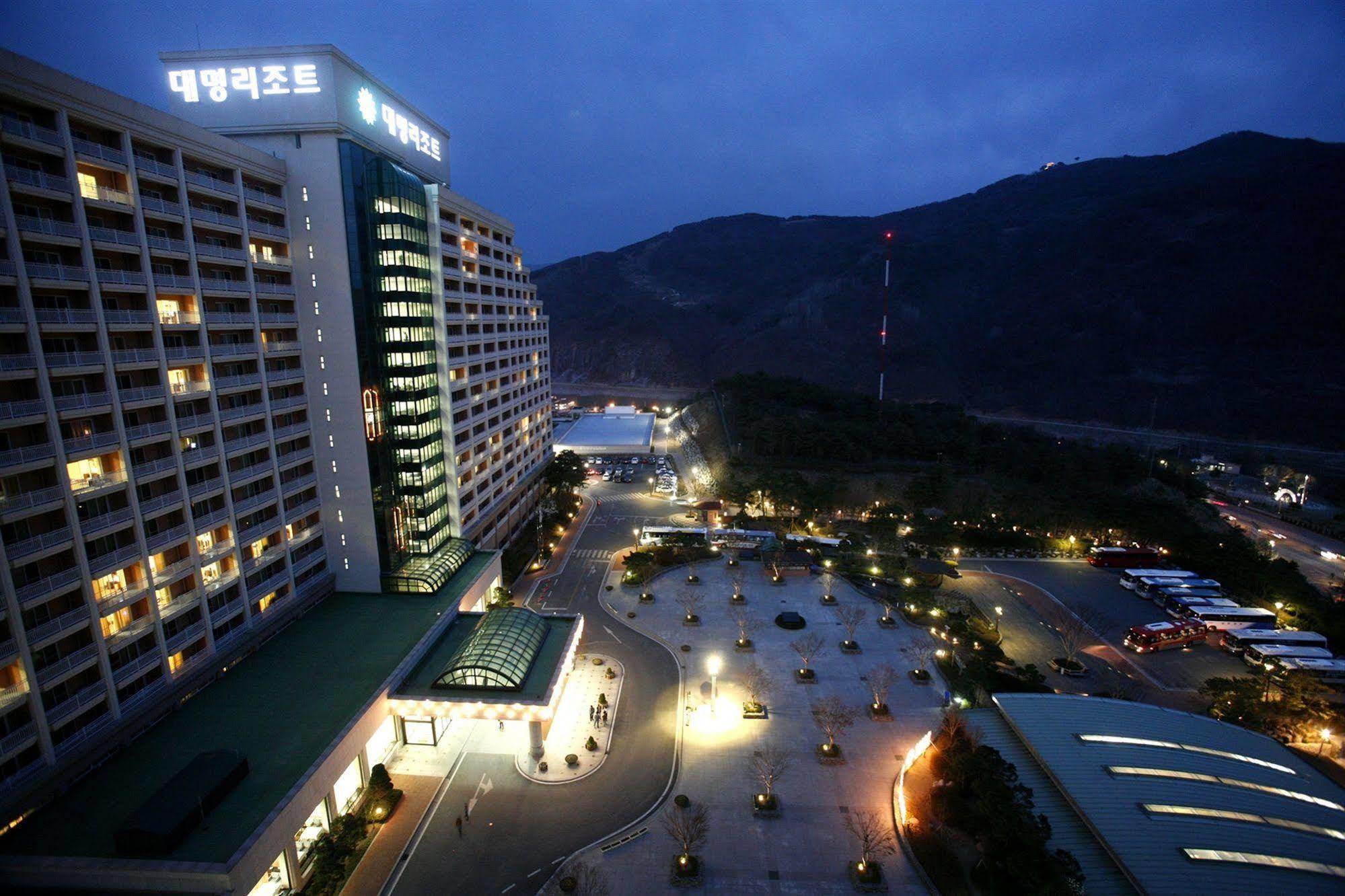 Hotel Sono Moon Danyang Esterno foto